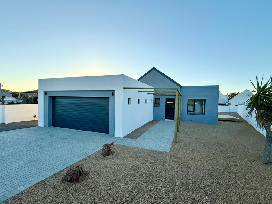 3 Bedroom Property for Sale in Country Club Western Cape